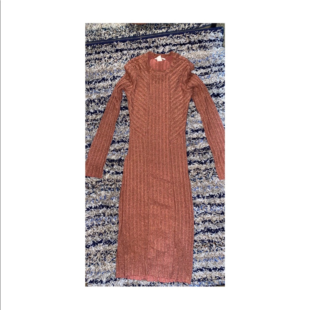 Long sleeve pink and gold dress